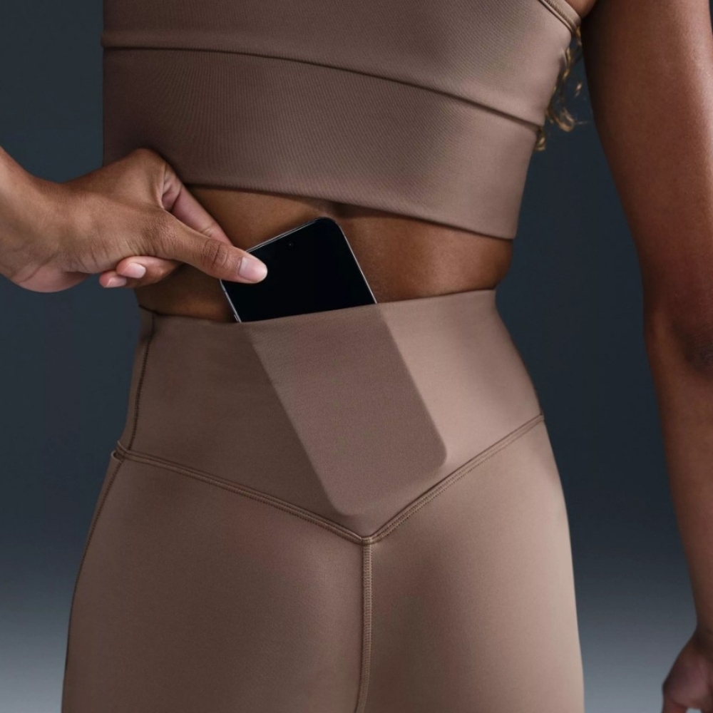 Nike Universa Medium-Support High-Waisted 7/8 Leggings - Picture 5 of 7